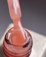 NAILSOFTHEDAY Cover base Light Pigment 45 – półprzezroczysta baza nude, 10 ml - obrazek 2