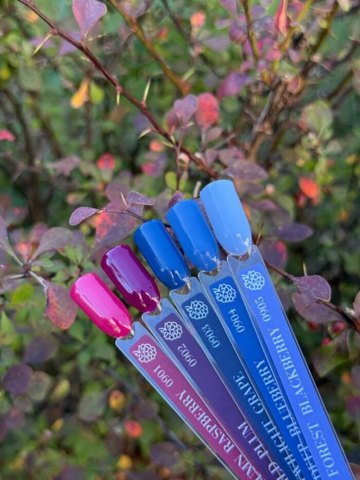 Lakier Hybrydowy 10 ml Autumn Raspberry #0901 – intensywny malinowy kryjący odcień - obrazek 3