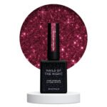 Lakier hybrydowy NAILSOFTHENIGHT Red Mary 10 ml – czerwony lakier z odblaskową drobinką