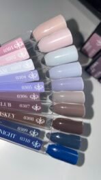 Lakier Hybrydowy 10 ml Blue Riviera Dream #0303 – niebieski kryjący odcień - obrazek 2