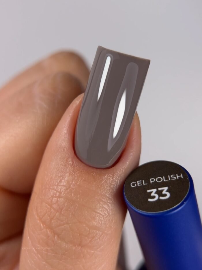 TOUCH Deep Pigment Gel Polish 33 – chłodny szary lakier hybrydowy, 9 ml - obrazek 2