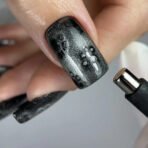 NAILSOFTHEDAY – magnes do zdobień manicure z efektem kociego oka - obrazek 2