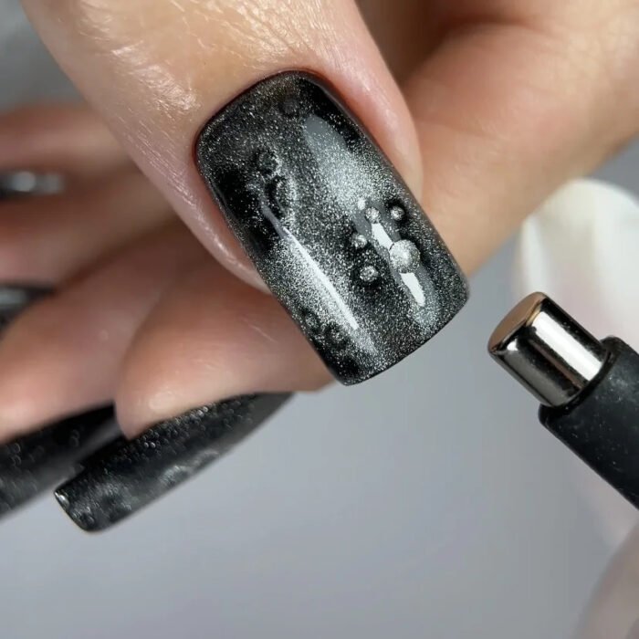 NAILSOFTHEDAY – magnes do zdobień manicure z efektem kociego oka - obrazek 2