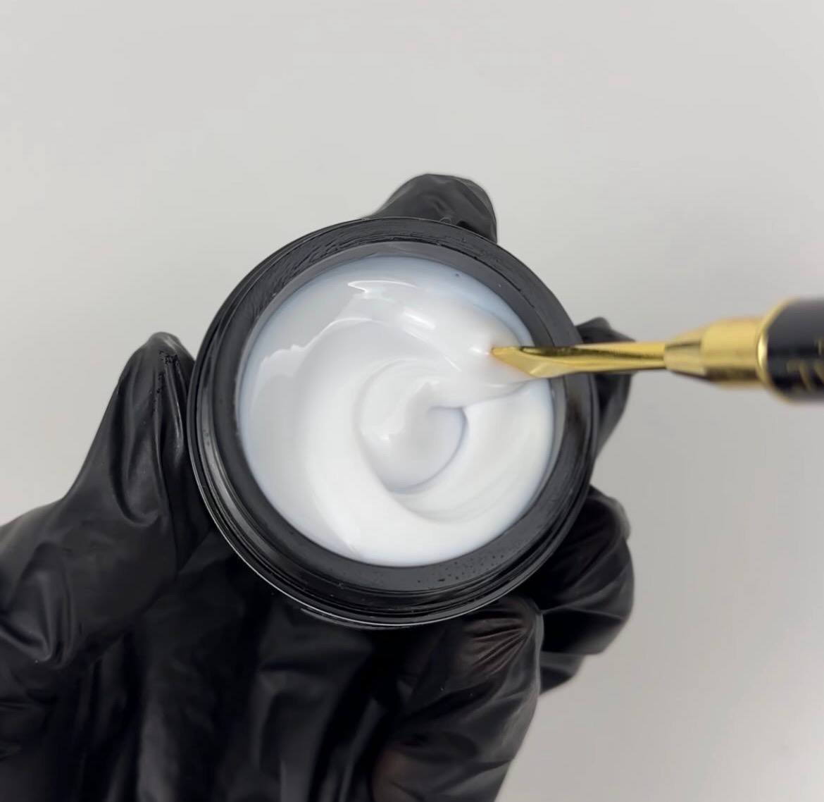 Builder Gel Milk Crystal Professional Builder Gel Milk Crystal Professional żel budujący do paznokci